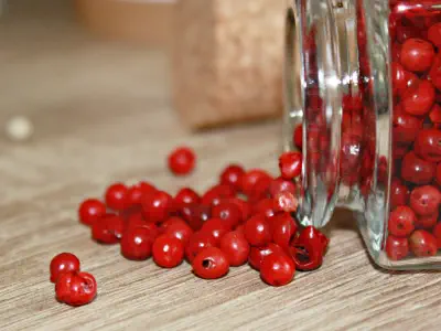 Rosa Pfeffer - fruchtige Beeren mit leichtem Pfefferaroma für exotischen Geschmack in der Küche