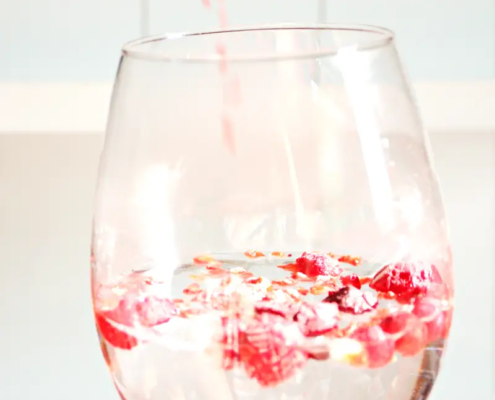 Infused Water Himbeeren - mehr Geschmack beim gesunden Trinken