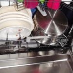 Neue Spülmaschine für die Küche