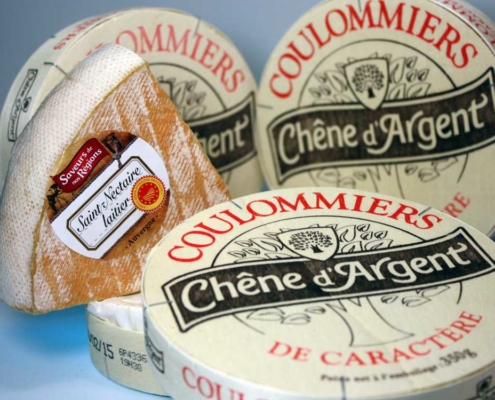 Coulomiers französischer Käse Spezialität